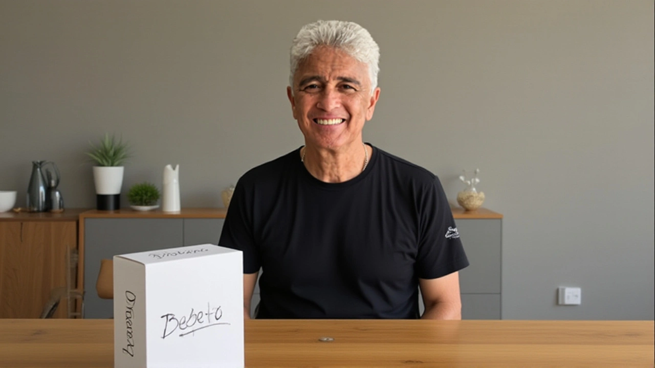 Bebeto, tetracampeão, recebe homenagem de Laguna e anuncia visita em breve